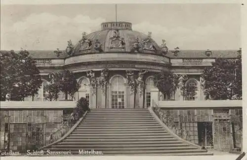 Potsdam, Sanssouci - Schloss Mittelbau