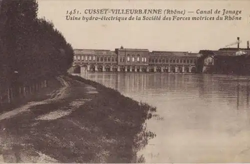 Frankreich - Villeurbanne - Cusset - Canal de Jonage