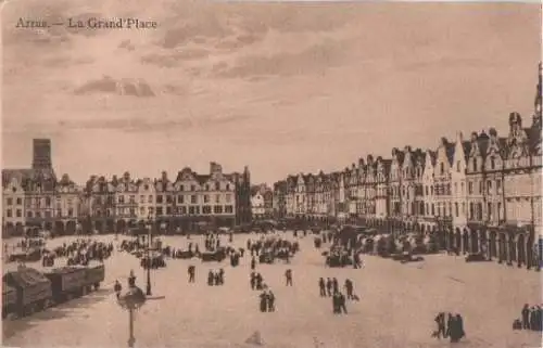 Frankreich - Frankreich - Arras - La Grand Place - ca. 1935