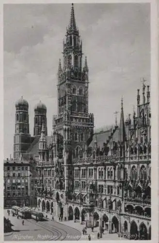 München - Rathaus und Frauenkirche - ca. 1955