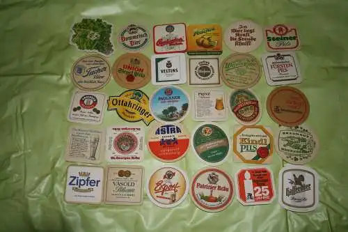 Paket mit 30 Bierdeckeln (Bierdeckel, Paket, Konvolut, Lot) - BDP 0013