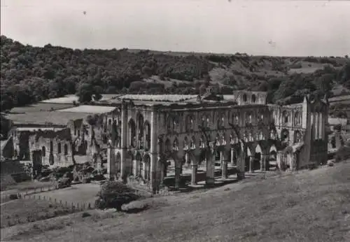 Großbritannien - Großbritannien - Rievaulx Abbey - View from N.E. - ca. 1970