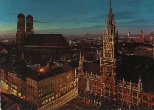 München - Rathaus und Frauenkirche - 1967