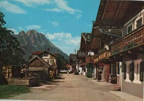 Garmisch-Partenkirchen - Frühlingsstraße gegen Zugspitze - ca. 1985