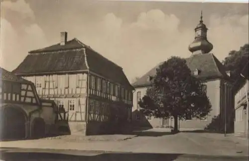 Benshausen - Markt mit Kirche