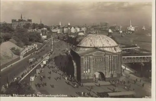 Hamburg - St. Pauli-Landungsbrücken