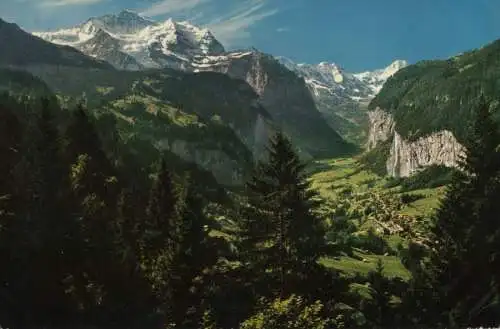 Schweiz - Lauterbrunnen - Schweiz - Lauterbrunnental mit Staubbach