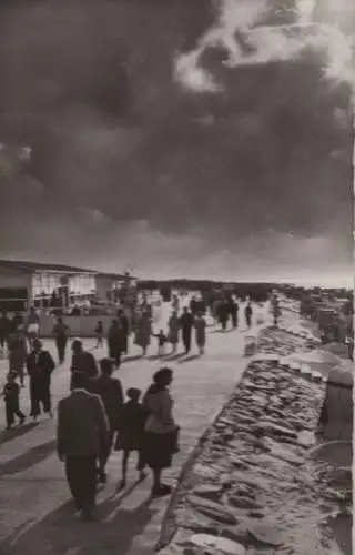 Cuxhaven - Strandpromenade am Abend