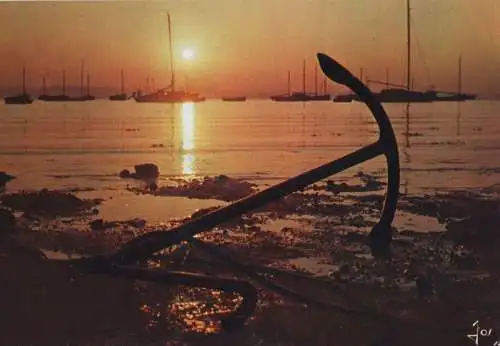 Frankreich - Bretagne - Frankreich - Anker am Strand