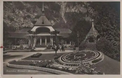 Schweiz - Schweiz - Interlaken - Kursaal und Blumenuhr - ca. 1955