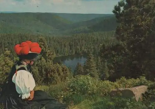 Gutach - Schwarzwald mit Frau in Tracht - ca. 1975