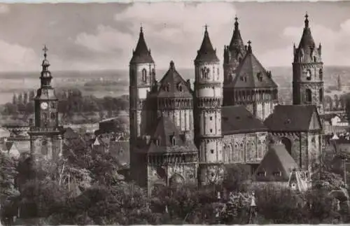 Worms - Dom - 1959