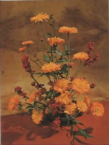 Spiegeleier-Chrysanthemen Arrangement