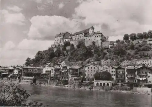 Burghausen - Hauptbau der Burg von Osten - ca. 1965