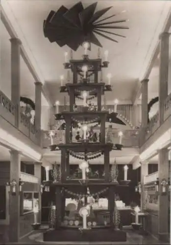 Seiffen - Große Pyramide im Spielzeugmuseum - 1974