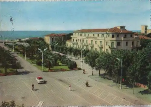 Italien - Italien - Marina di Massa - Piazza F. Betti - 1957