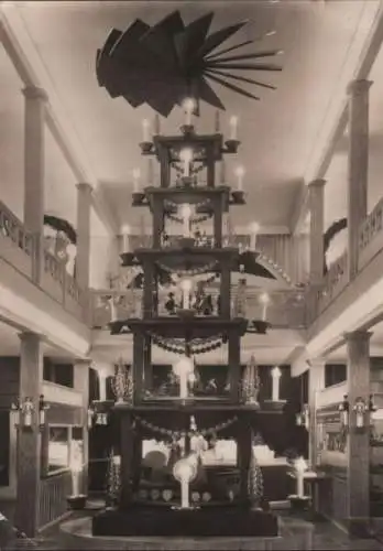 Seiffen - Große Pyramide im Erzgeb. Spielzeugmuseum - 1970