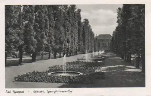 Bad Pyrmont - Kurpark, Springbrunnenallee - ca. 1955