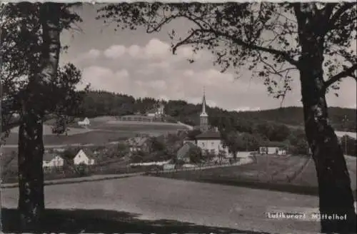 Altusried Mittelberg - Ansicht mit Kirche