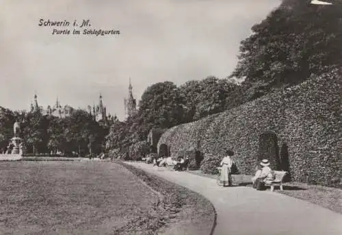 Schwerin - Partie im Schzlossgarten