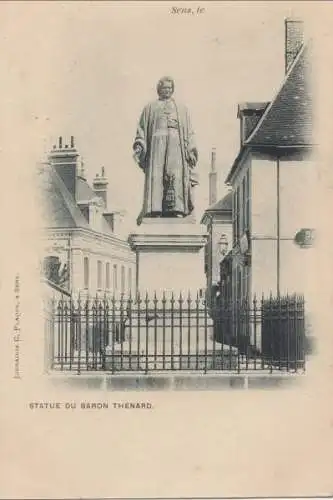 Frankreich - Sens - Frankreich - Statue Thennard