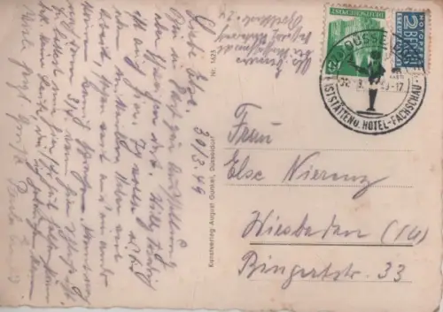 Düsseldorf - Rheinallee mit Ehrenmal