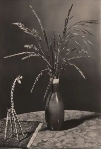 Vase und Giraffe