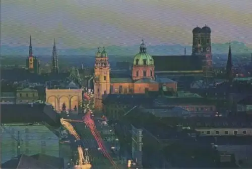 München - Stadtmitte und Alpenkette - ca. 1985