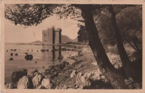 Frankreich - Frankreich - Ile Saint-Honorat - Ancien monastere fortifie - 1940