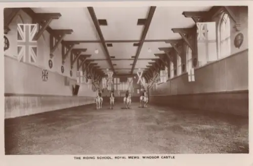 Großbritannien - Windsor - Großbritannien - Castele, Ridibg School