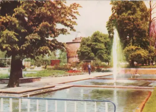 Erfurt - Internationale Gartenbauaustellung, Wasserspiel mit Volkssternwarte - 1972
