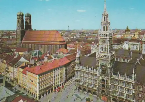 München - Rathaus und Frauenkirche - 1985
