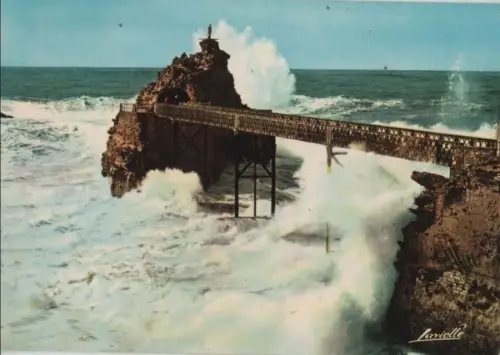 Frankreich - Frankreich - Biarritz - Vague de Equinoxe au Rocher de la Vierge - ca. 1980