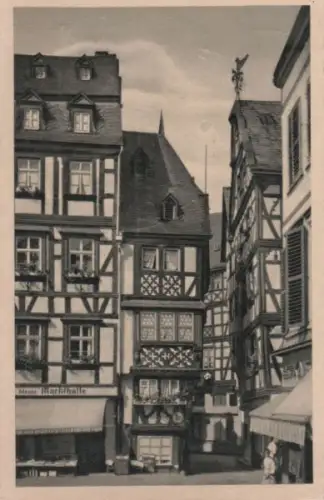 Bernkastel-Kues - Alte Häuser am Markt - 1956
