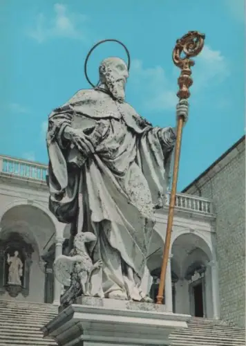Italien - Cassino, Abtei Montecassino - Italien - Statue Benediktus