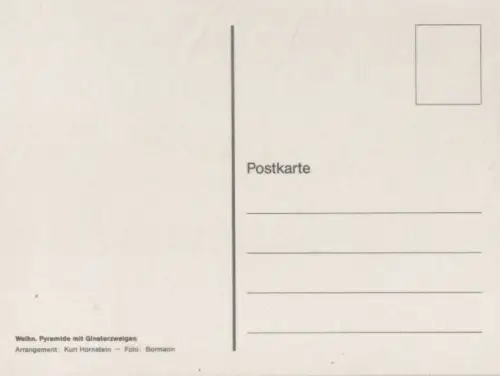 Weihnachtliche Pyramide Arrangement