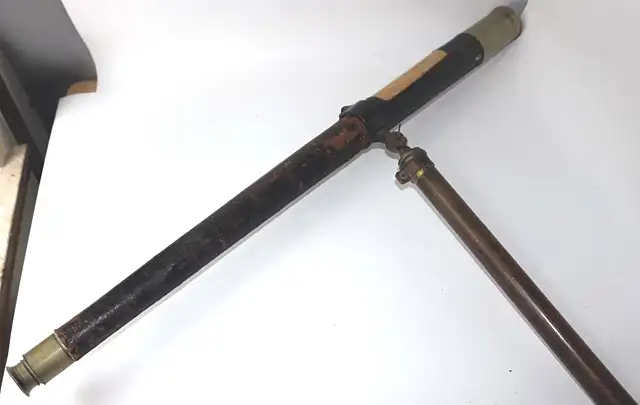 Schiffsfernrohr mit Stativ 3