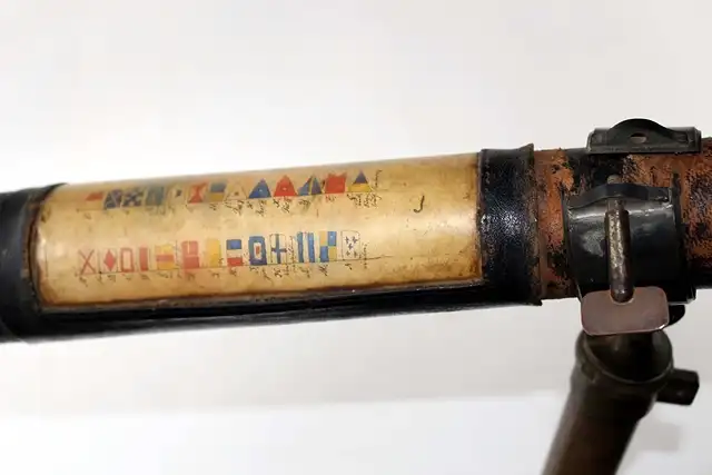 Schiffsfernrohr mit Stativ 4