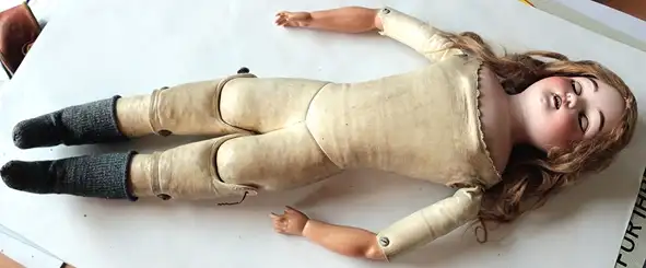 Porzellankopfpuppe, Germany, um 1900 9