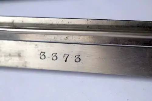 Messgerät mit Senklot