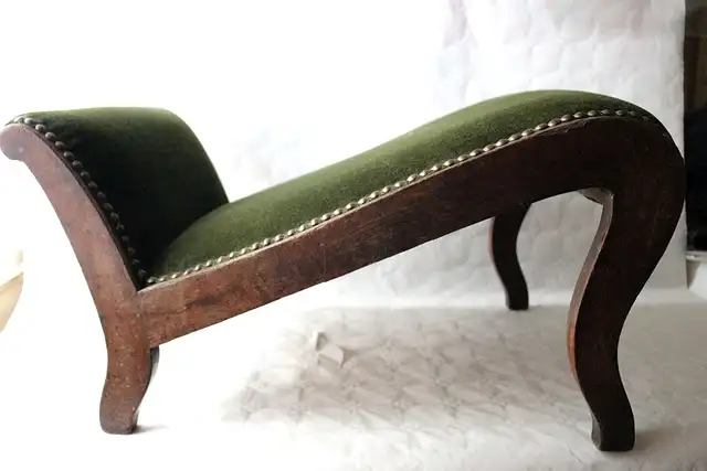 Fußbank Biedermeier