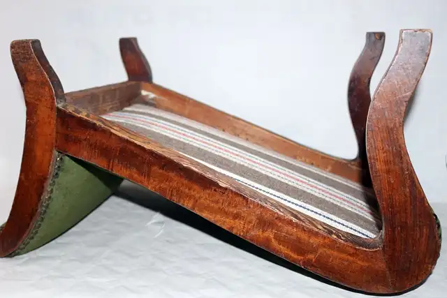 Fußbank Biedermeier 4