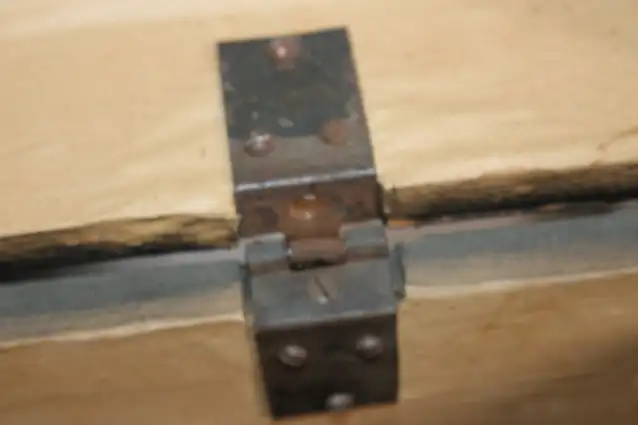 Runddeckel-Holztruhe schwarz um 1930 10