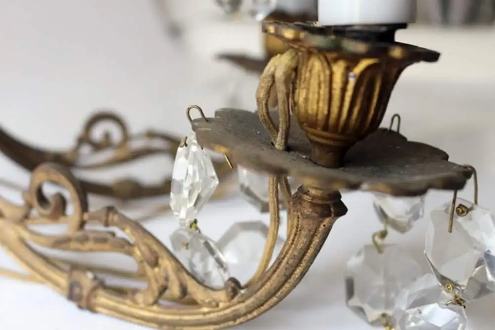 Paar dreiflammige Wandapplikationen im Stil von Louis XVI, um 1830 11