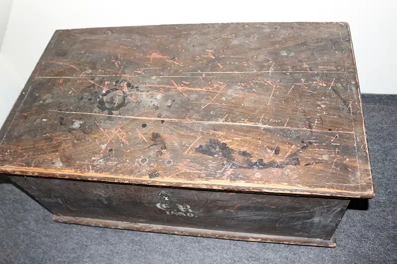 Rustikale Holztruhe 1880 3