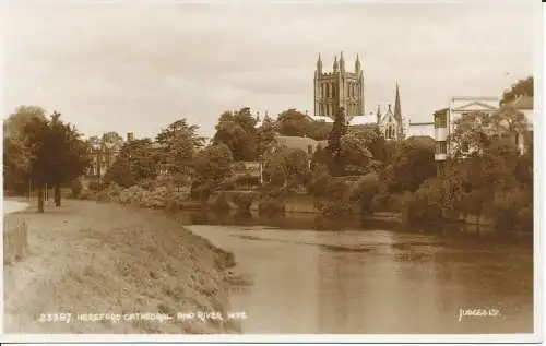 PC24602 Hereford Cathedral und River Wye. Judges Ltd. Nr. 23387. RP