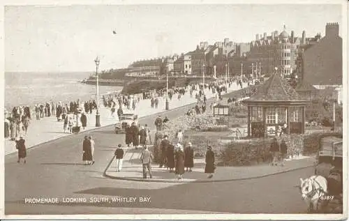 PC24627 Promenade mit Blick nach Süden. Whitley Bay. Valentinstag. Carboton. Nr G.1817