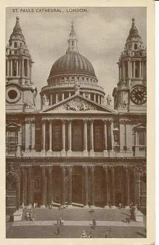 PC25021 St. Pauls Cathedral. London