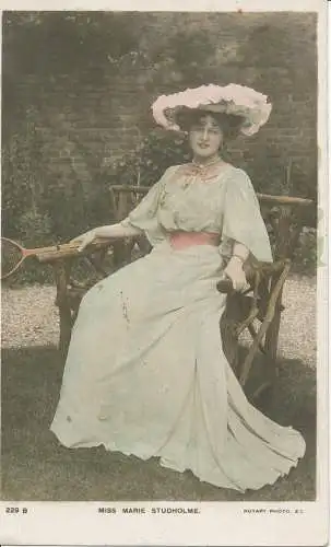 PC23651 Miss Marie Studholme. Drehbar. Nr 229 B. 1905