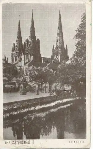 PC23746 Die Kathedrale. Lichfield. 1951